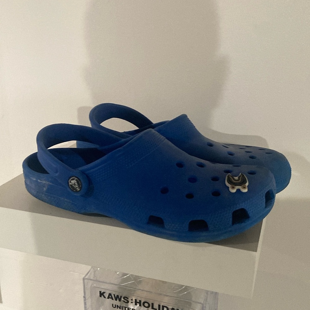 Blue crocs